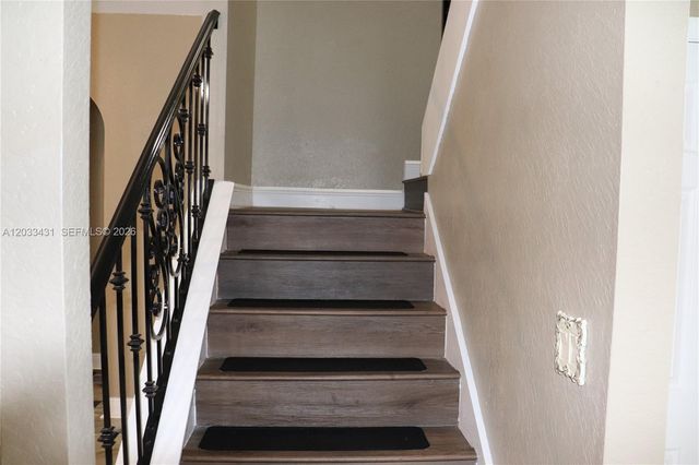 664 Oxford Drive, Other City - In The State Of Florida, FL 33897