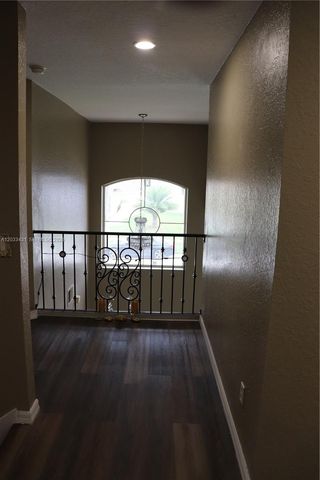 664 Oxford Drive, Other City - In The State Of Florida, FL 33897
