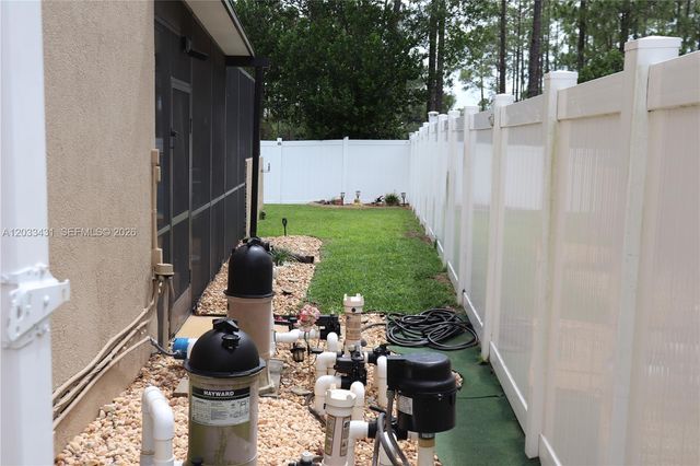 664 Oxford Drive, Other City - In The State Of Florida, FL 33897