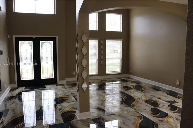 664 Oxford Drive, Other City - In The State Of Florida, FL 33897