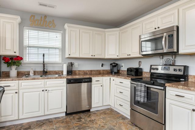 2052 Short Leaf Lane, Soddy Daisy, TN 37379