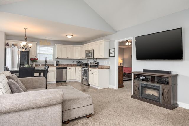 2052 Short Leaf Lane, Soddy Daisy, TN 37379