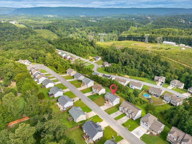 2052 Short Leaf Lane, Soddy Daisy, TN 37379