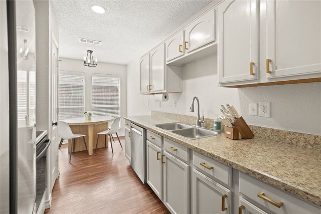 748 Nelson Place, Fort Worth, TX 76028
