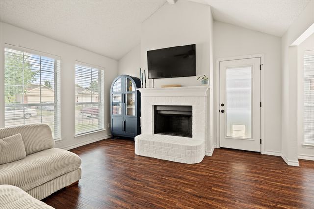 748 Nelson Place, Fort Worth, TX 76028