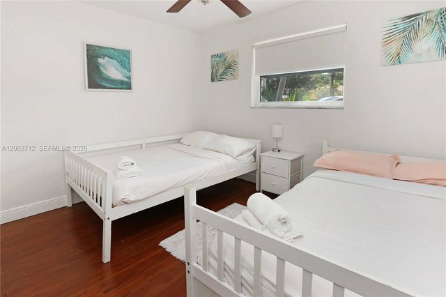 1102 N 13th Ave, Hollywood, FL 33019