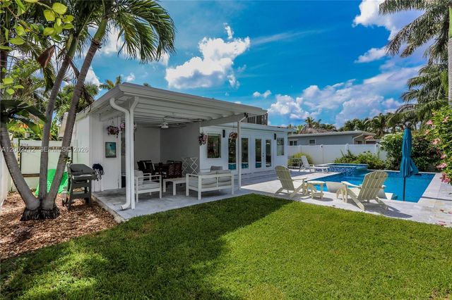 1102 N 13th Ave, Hollywood, FL 33019