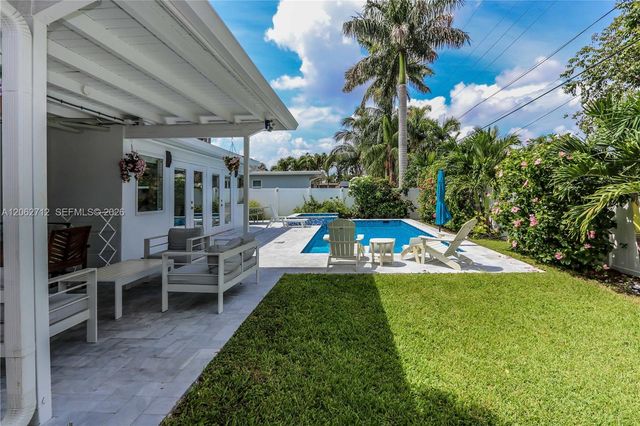 1102 N 13th Ave, Hollywood, FL 33019