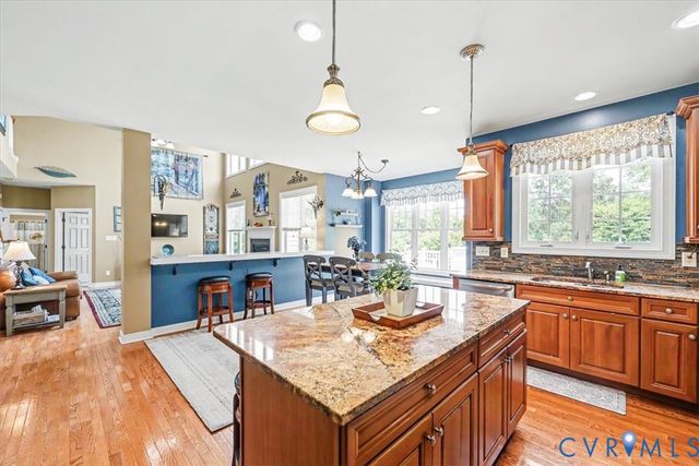7717 Patriots Landing Pl, Quinton, VA 23141