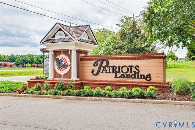 7717 Patriots Landing Pl, Quinton, VA 23141