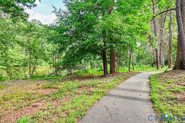 7717 Patriots Landing Pl, Quinton, VA 23141