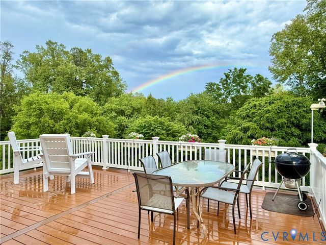 7717 Patriots Landing Pl, Quinton, VA 23141