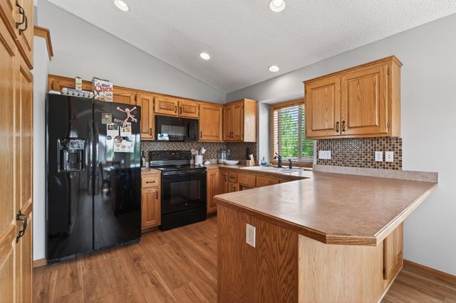 27931 116th Street NW, Zimmerman, MN 55398