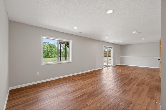 27931 116th Street NW, Zimmerman, MN 55398