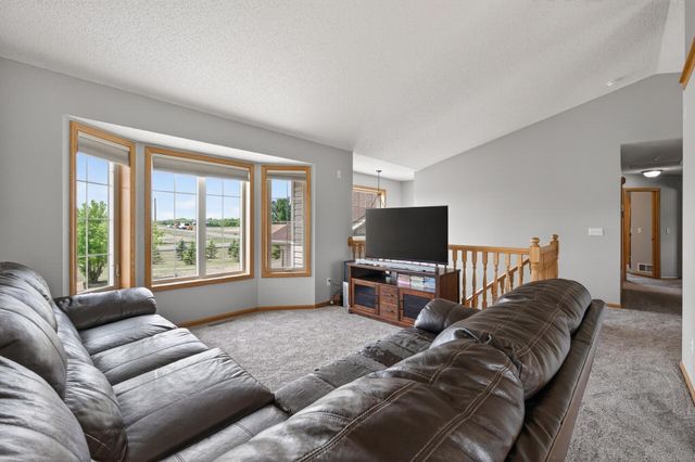 27931 116th Street NW, Zimmerman, MN 55398