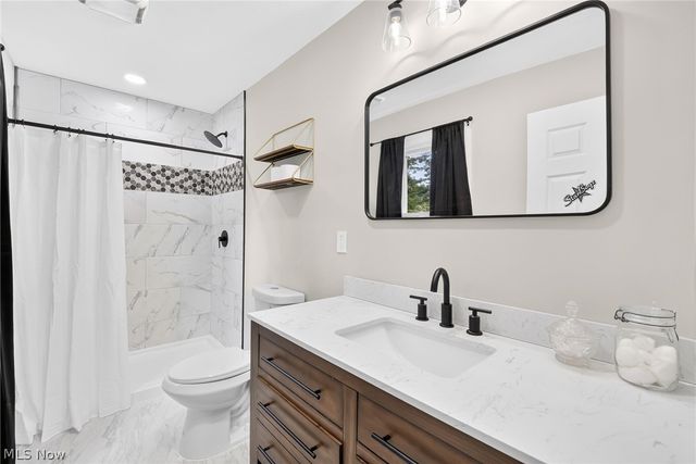4824 Manchester Road, Akron, OH 44319