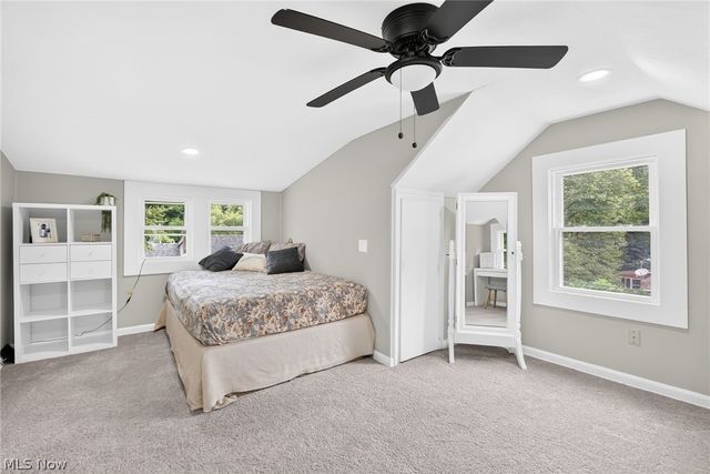4824 Manchester Road, Akron, OH 44319