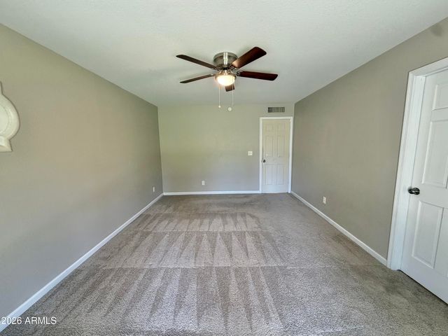 5201 W MERCER Lane, Glendale, AZ 85304