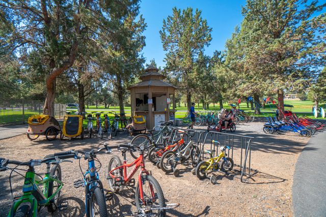 11403 Jubel Court, Redmond, OR 97756