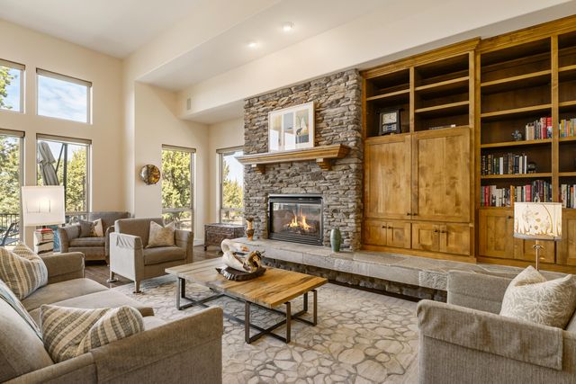 11403 Jubel Court, Redmond, OR 97756