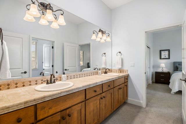 11403 Jubel Court, Redmond, OR 97756