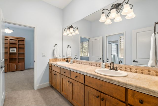 11403 Jubel Court, Redmond, OR 97756