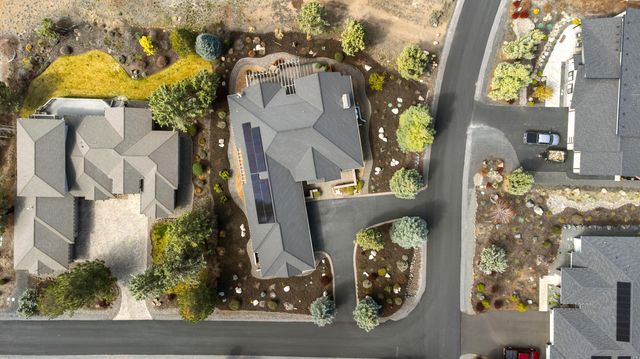 11403 Jubel Court, Redmond, OR 97756