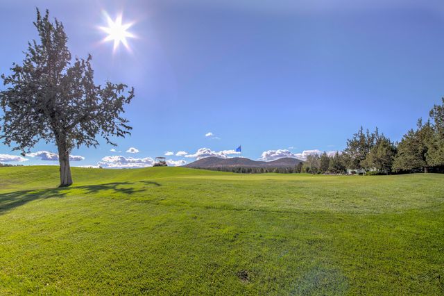 11403 Jubel Court, Redmond, OR 97756