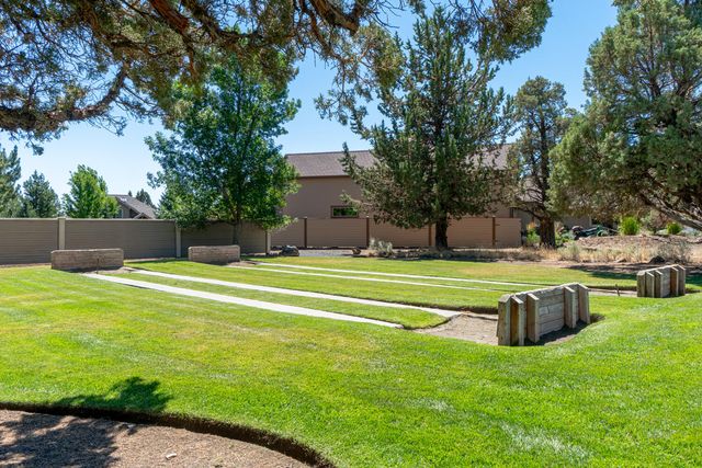 11403 Jubel Court, Redmond, OR 97756