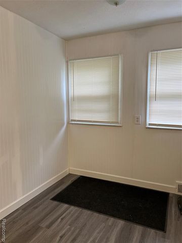 801 Hubbard Avenue, Flint, MI 48503