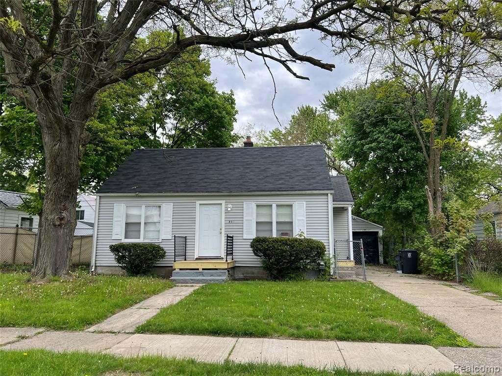 801 Hubbard Avenue, Flint, MI 48503