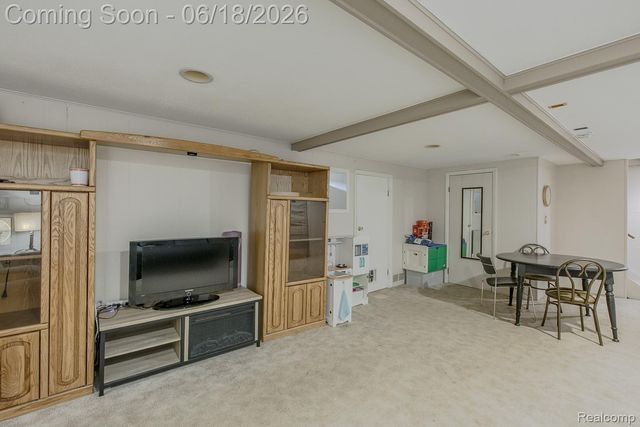 880 Joslyn Road, Orion Charter Township, MI 48362