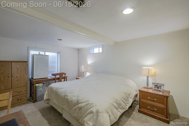 880 Joslyn Road, Orion Charter Township, MI 48362