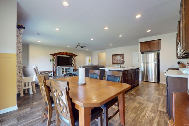 5328 Cameo Drive, Evansville, IN 47711