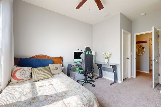 5328 Cameo Drive, Evansville, IN 47711