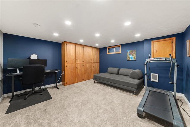 2521 W Dell Dr, Spokane, WA 99208