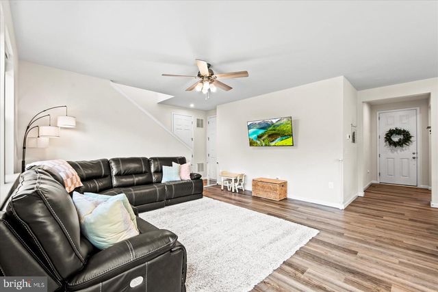 6325 POINTER LN, King George, VA 22485