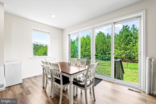 6325 POINTER LN, King George, VA 22485