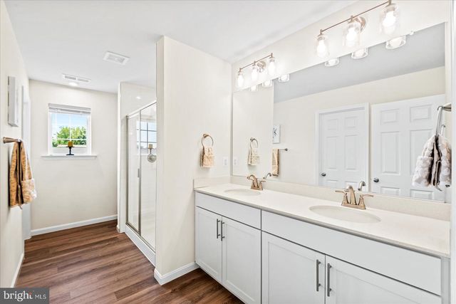 6325 POINTER LN, King George, VA 22485