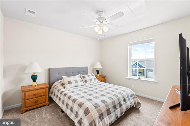 6325 POINTER LN, King George, VA 22485