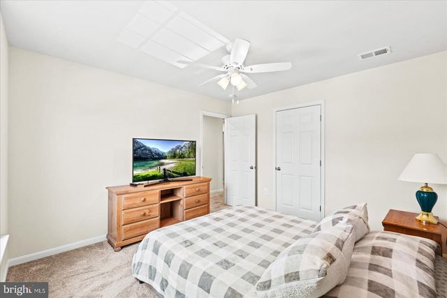 6325 POINTER LN, King George, VA 22485