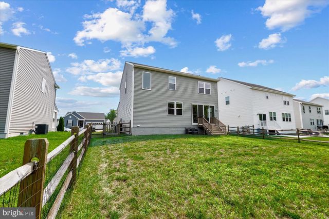 6325 POINTER LN, King George, VA 22485
