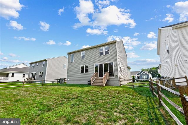 6325 POINTER LN, King George, VA 22485