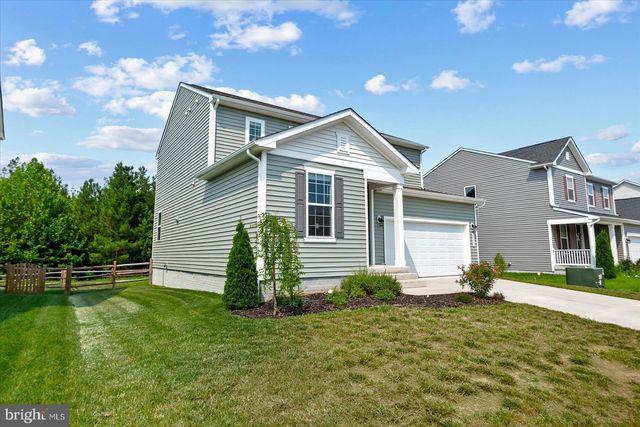 6325 POINTER LN, King George, VA 22485
