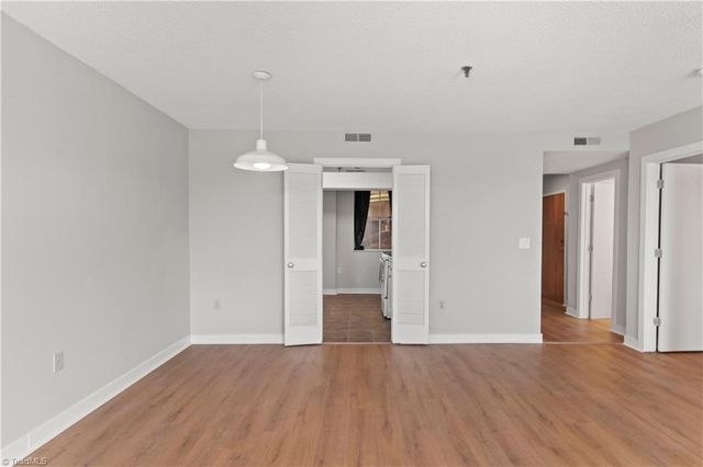 315 N Spruce Street 307, Winston-salem, NC 27101