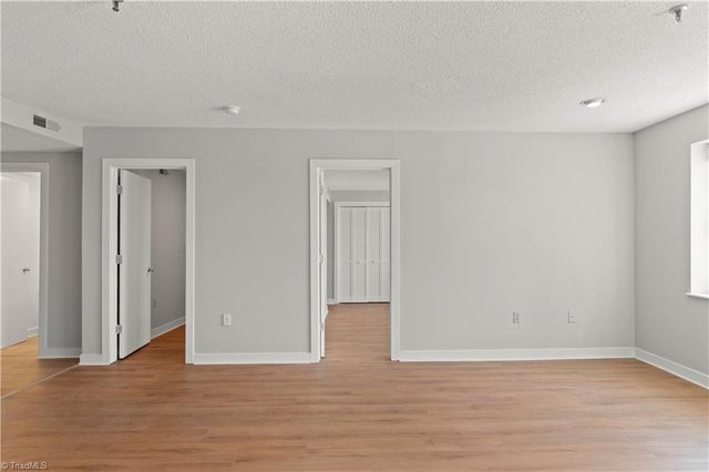 315 N Spruce Street 307, Winston-salem, NC 27101