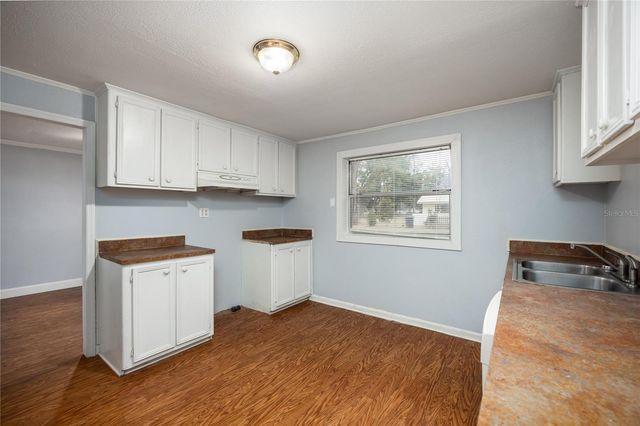 1001 NE 2ND AVENUE, Trenton, FL 32693