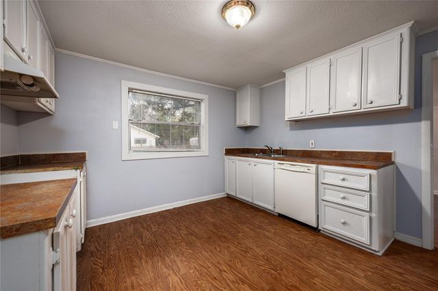 1001 NE 2ND AVENUE, Trenton, FL 32693