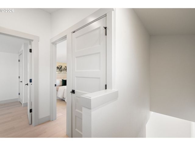 6909 Ne Multnomah St B, Portland, OR 97213