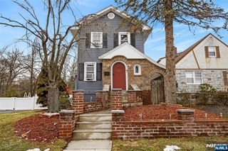 652 Harvard Street, New Milford, NJ 07646